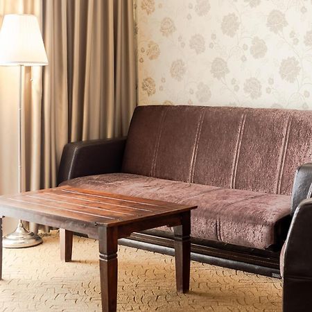 Hotel Saris Бардіїв Екстер'єр фото
