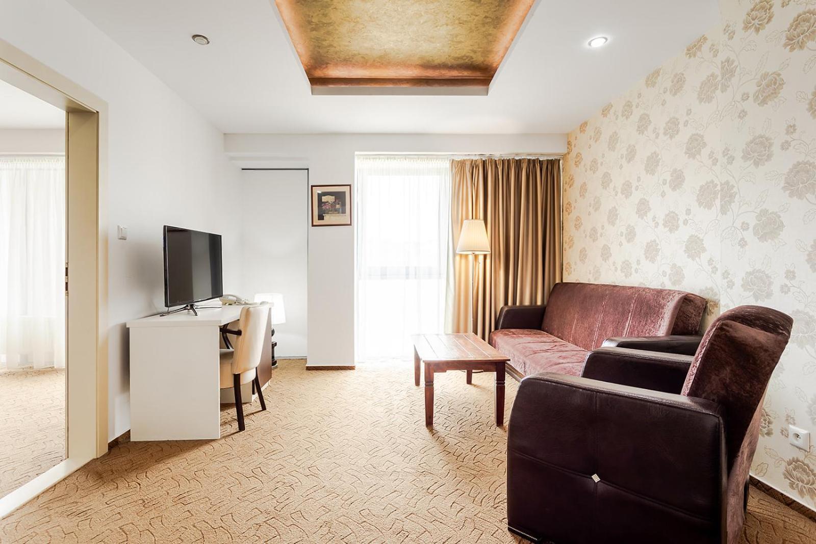 Hotel Saris Бардіїв Екстер'єр фото